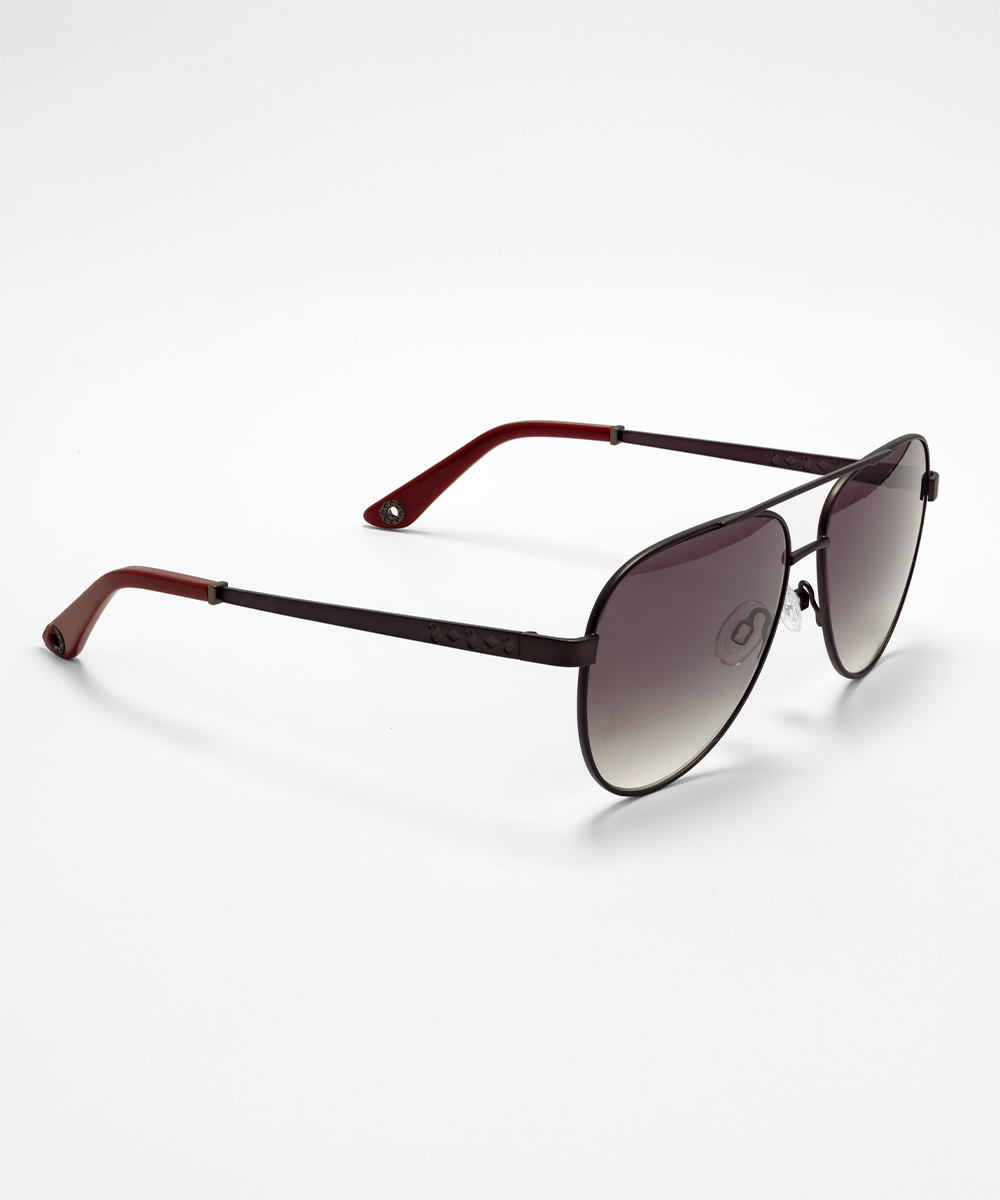 Sunglasses with brown gradient lenses