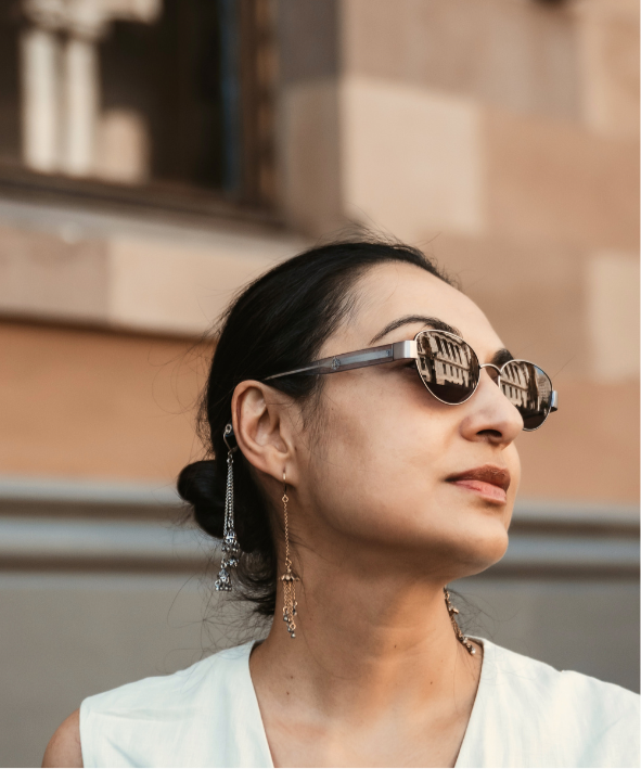 Woman wearing sunglasses
